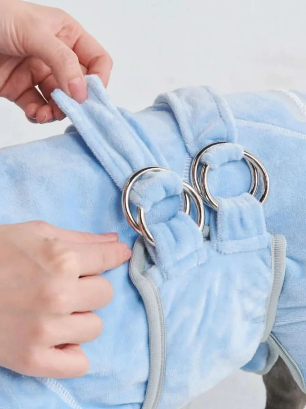 BRAND NEW ✨SPARK PAWS✨ 10 Minute Dry Dog Bathrobe
